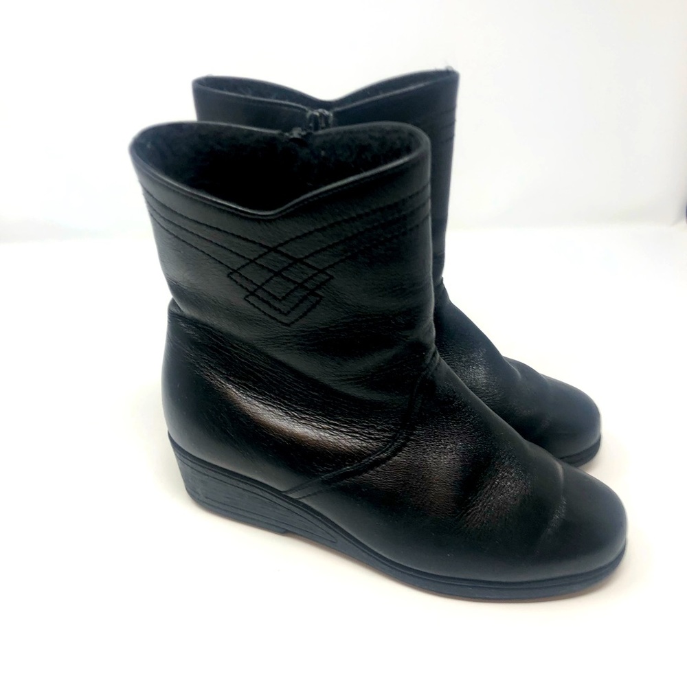 SALAMANDER Black Leather Size 6.5 Zip Up Boots